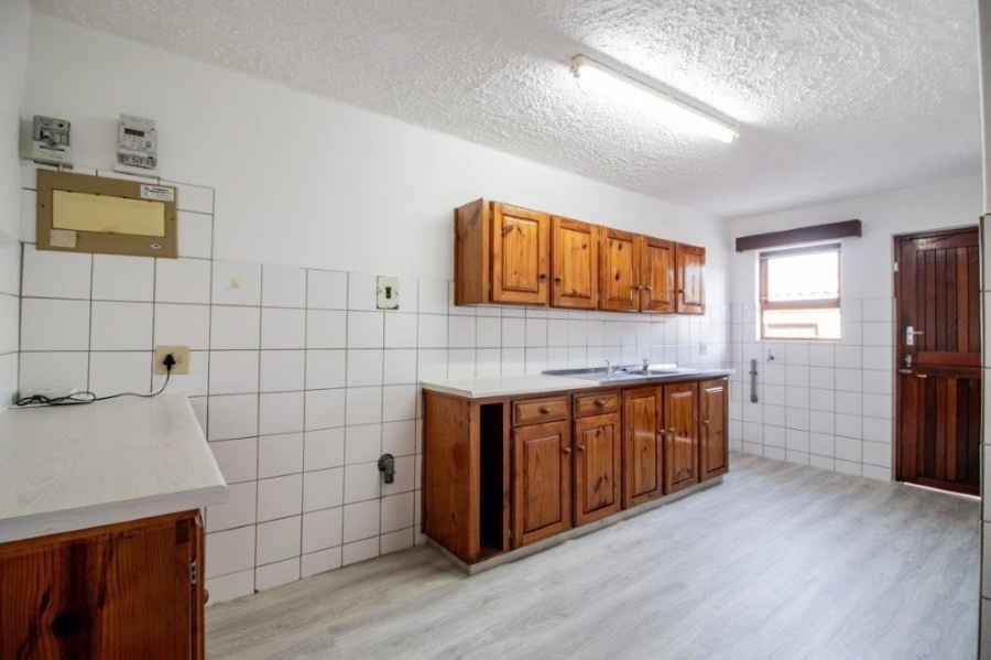 To Let 3 Bedroom Property for Rent in Beacon Bay Eastern Cape